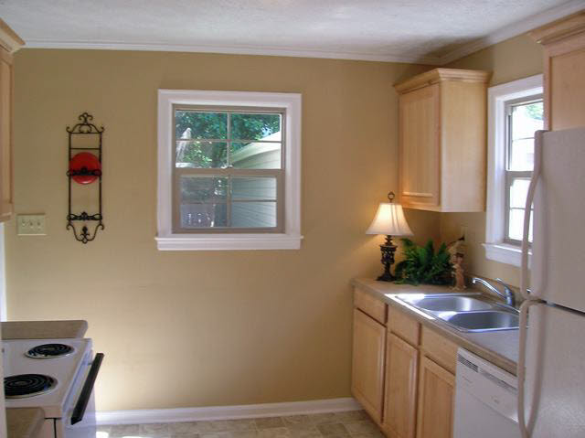 3016 West Riverside Avenue Muncie, IN 47304 - Photo 3 of 5 Gallery Image 3