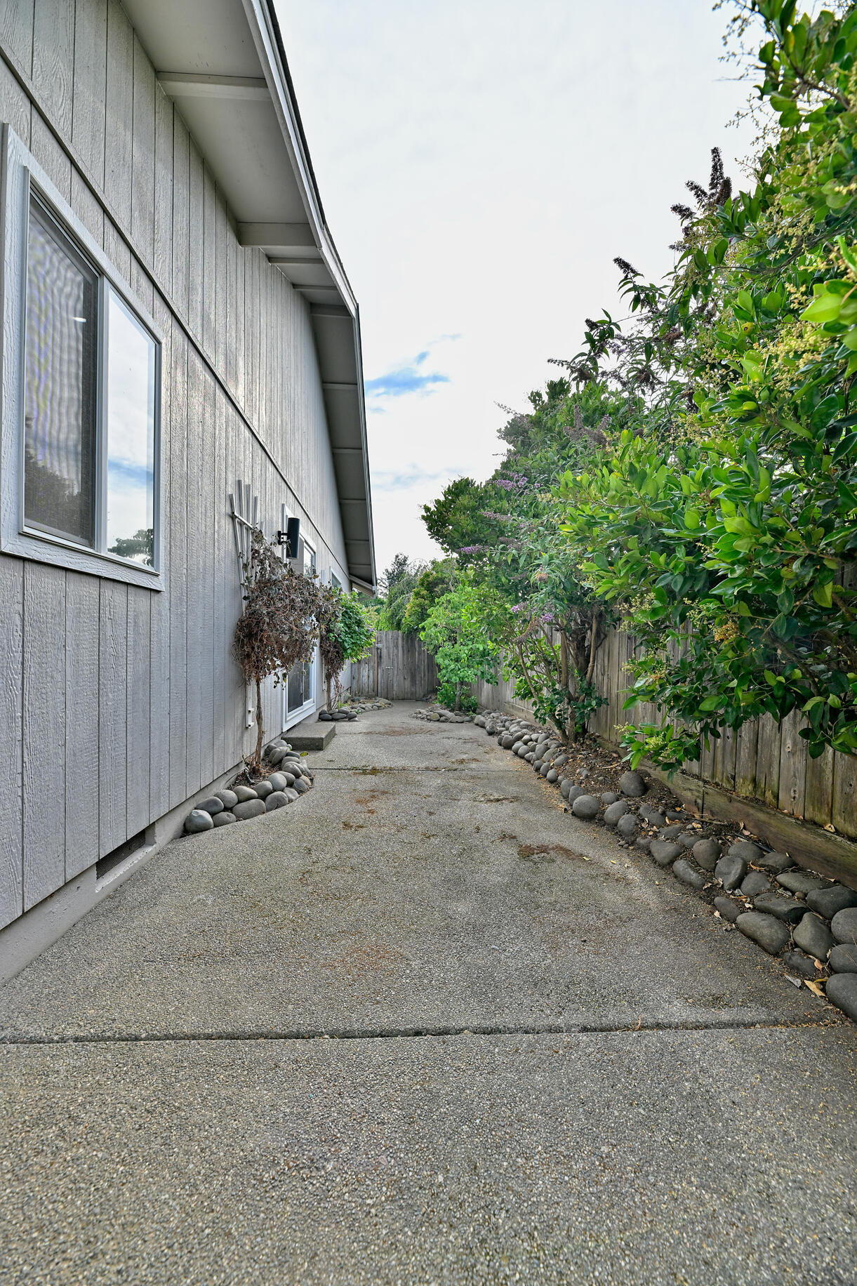 637 Benjamin Way Phoenix, OR 97535 - Photo 27 of 31 DSC_4722