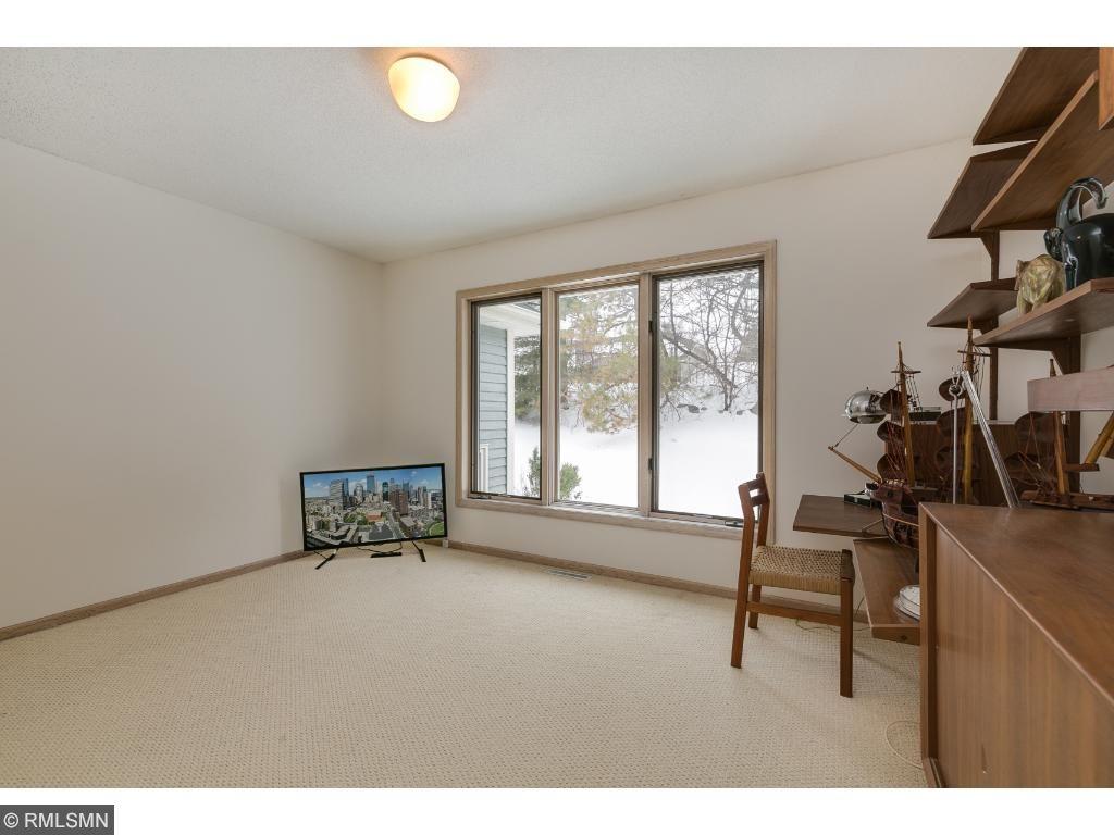 2210 Pine Island Road Minnetonka, MN 55305 - Photo 18 of 24