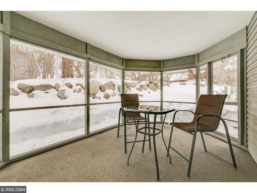 2210 Pine Island Road Minnetonka, MN 55305 - Photo 10 of 24