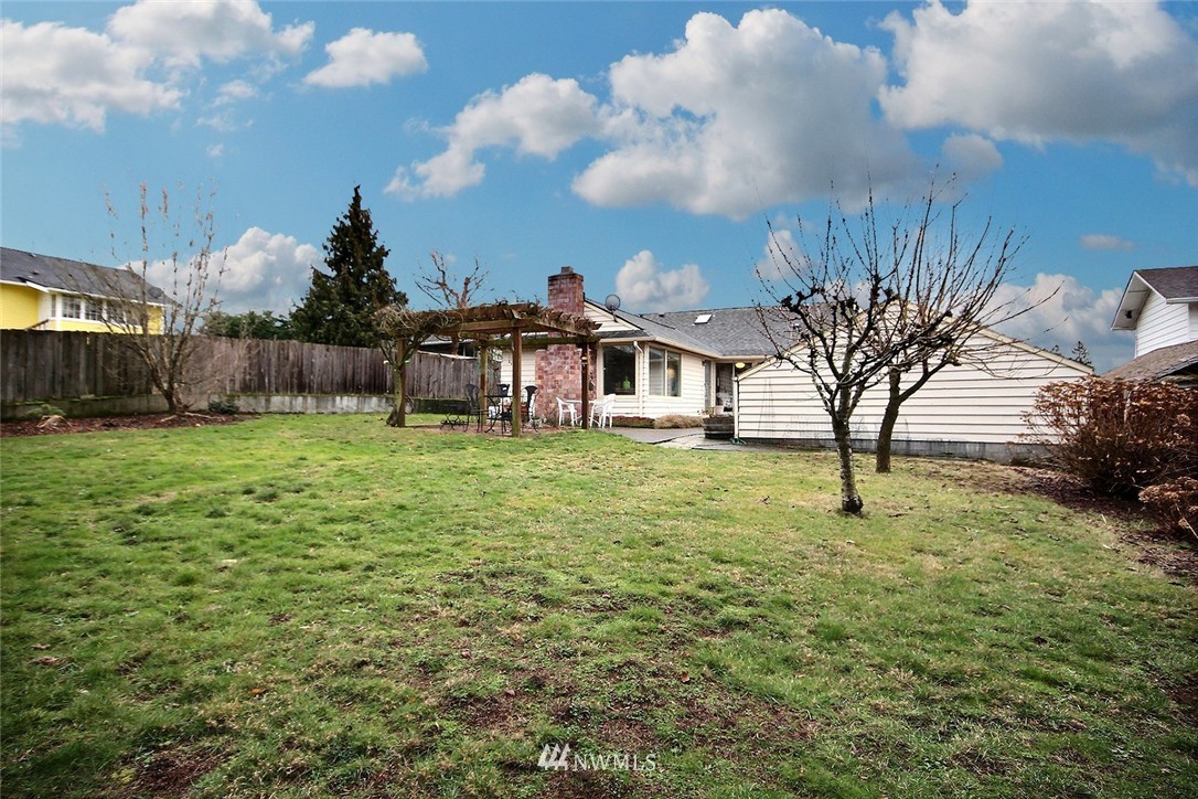 2018 Northeast 12th Street Renton, WA 98056 - Photo 16 of 17 Gallery Image 16