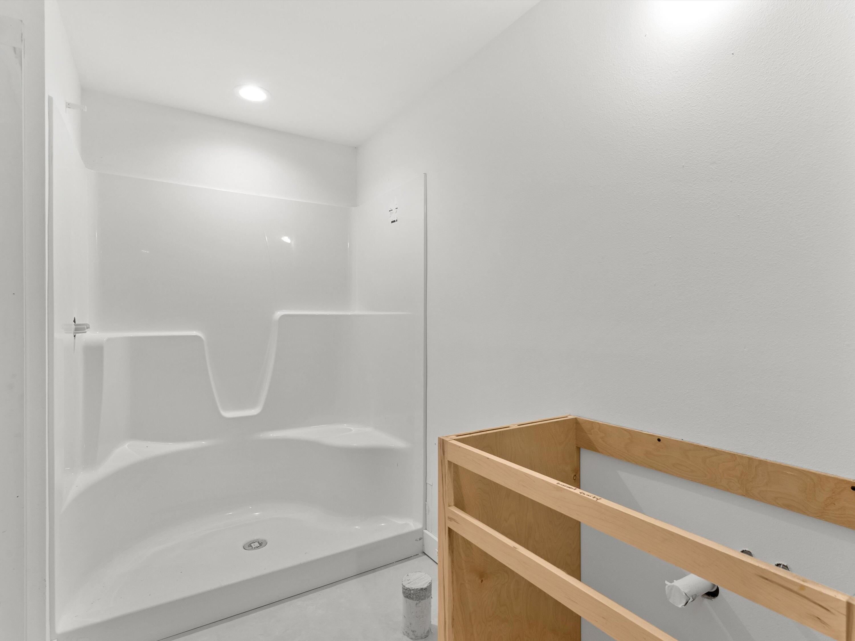 947 Berenschot Trail Cedar Grove, WI 53013 - Photo 18 of 25 bathroom 3