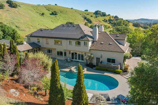 $3,295,000 | 43 Oak Valley Drive, Novato, CA 94947