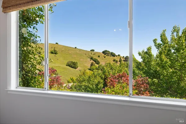 $3,295,000 | 43 Oak Valley Drive, Novato, CA 94947