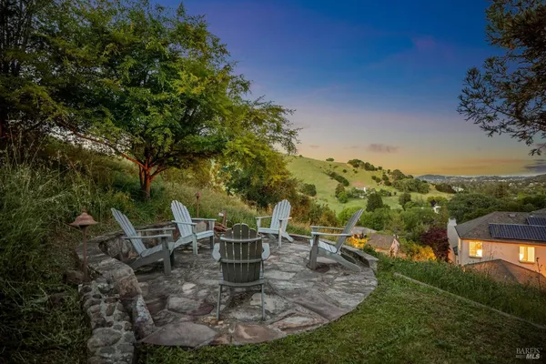 $3,295,000 | 43 Oak Valley Drive, Novato, CA 94947