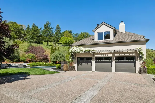 $3,295,000 | 43 Oak Valley Drive, Novato, CA 94947