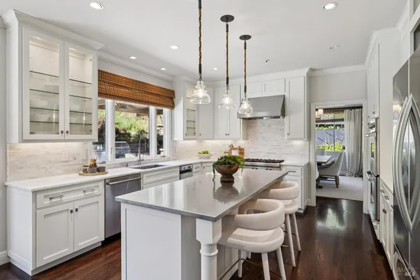 $3,295,000 | 43 Oak Valley Drive, Novato, CA 94947