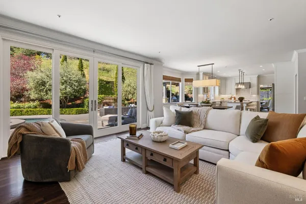 $3,295,000 | 43 Oak Valley Drive, Novato, CA 94947