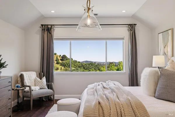 $3,295,000 | 43 Oak Valley Drive, Novato, CA 94947