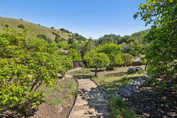 $3,295,000 | 43 Oak Valley Drive, Novato, CA 94947