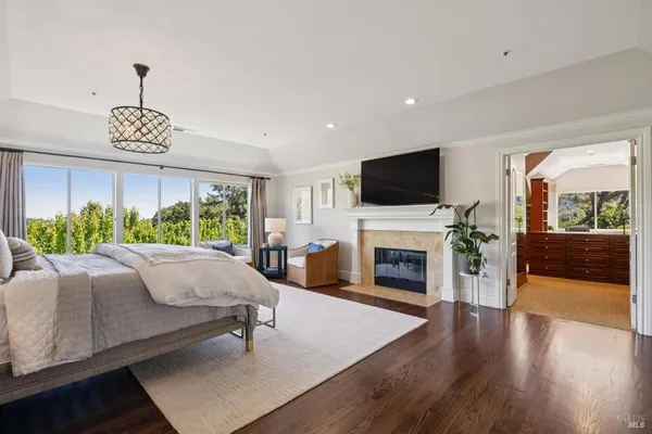 $3,295,000 | 43 Oak Valley Drive, Novato, CA 94947
