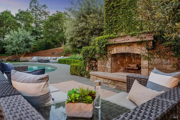$3,295,000 | 43 Oak Valley Drive, Novato, CA 94947