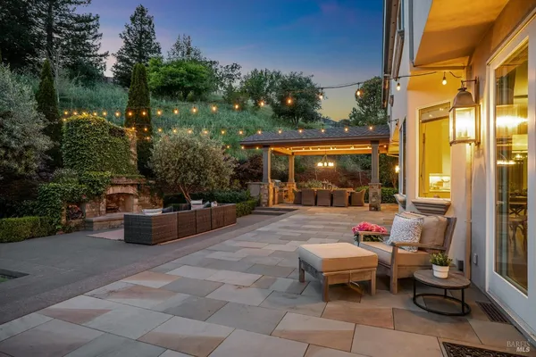$3,295,000 | 43 Oak Valley Drive, Novato, CA 94947