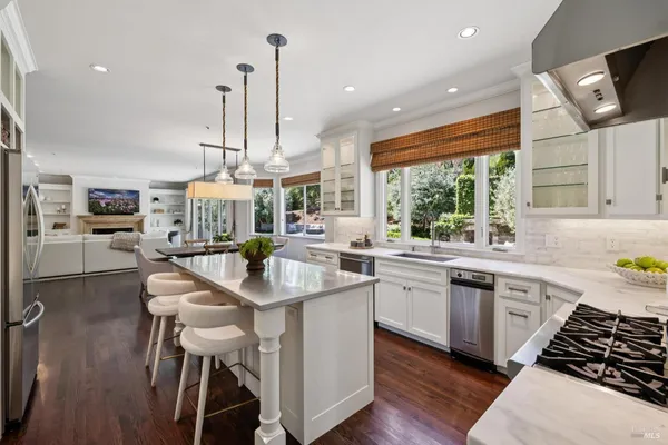 $3,295,000 | 43 Oak Valley Drive, Novato, CA 94947