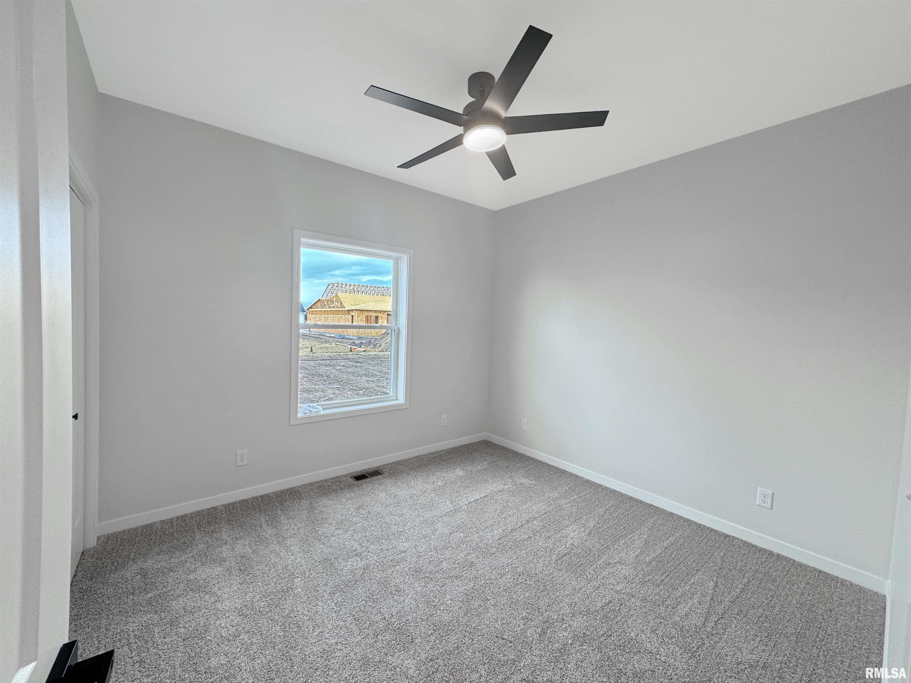 28 Neylon Street Mount Sterling, IL 62353 - Photo 14 of 21