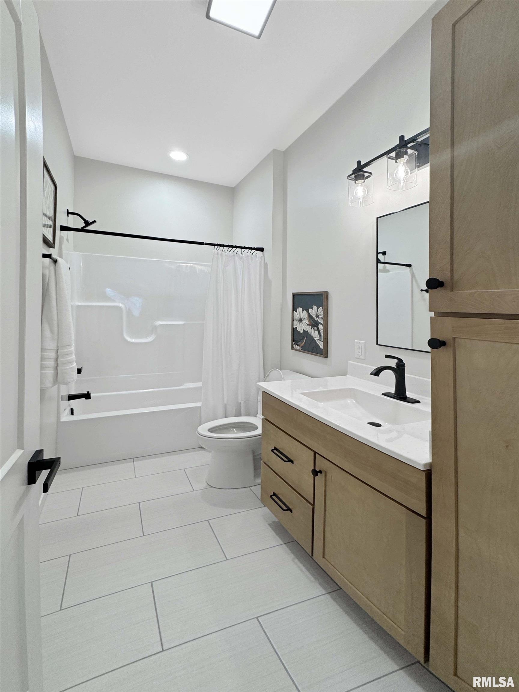 28 Neylon Street Mount Sterling, IL 62353 - Photo 15 of 21