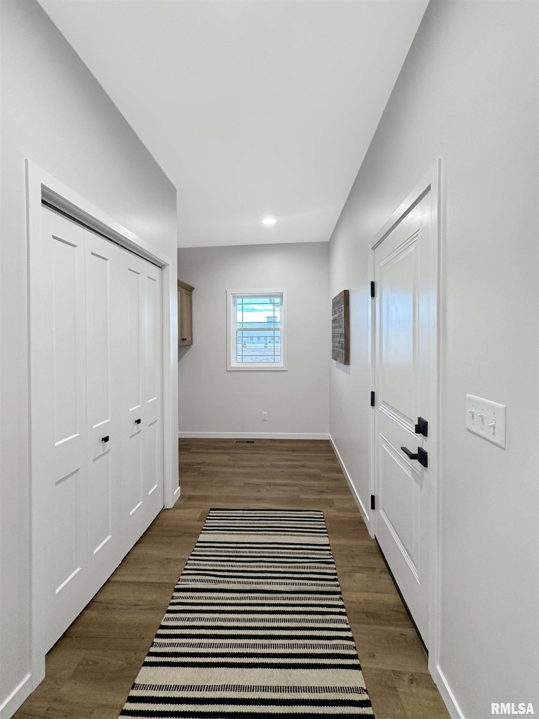 28 Neylon Street Mount Sterling, IL 62353 - Photo 16 of 21