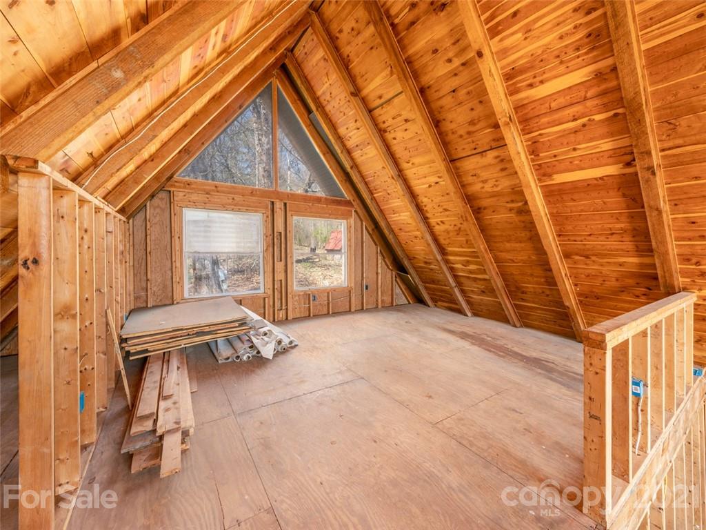 149 Jordan Branch Road Mars Hill, NC 28754 - Photo 10 of 19 Gallery Image 10