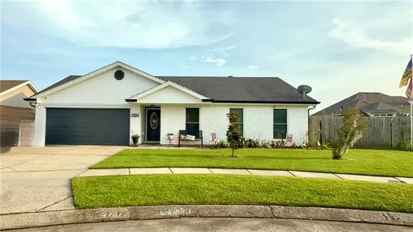 $299,000 | 2737 Pin Oak Drive, Marrero, LA 70072
