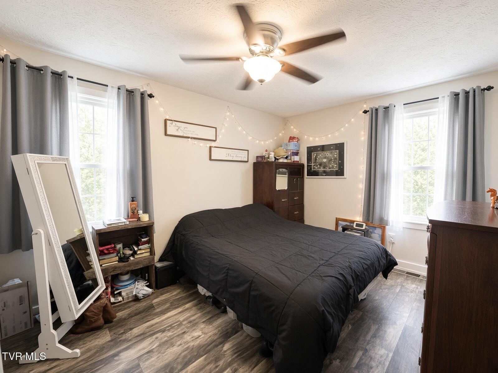 230 Reece Hill Road Mountain City, TN 37683 - Photo 12 of 15 12 - Bedroom - Primary