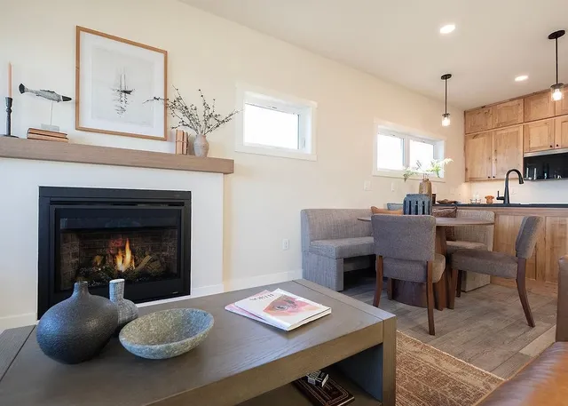 $774,000 | 118-124 East Lakeview Drive, Silver Bay, MN 55614