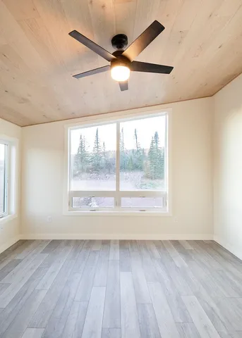 $774,000 | 118-124 East Lakeview Drive, Silver Bay, MN 55614