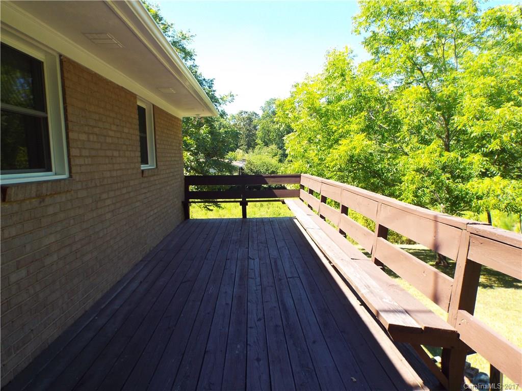 164 Roslyn Road Troy, NC 27371 - Photo 3 of 18 Gallery Image 3
