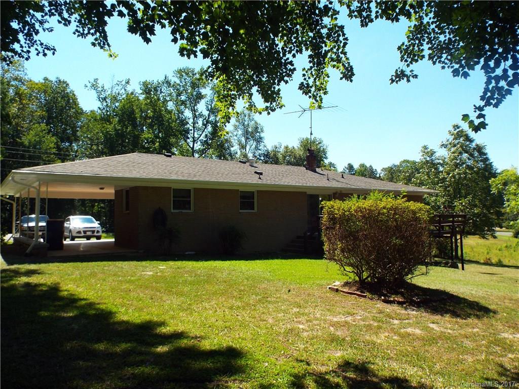 164 Roslyn Road Troy, NC 27371 - Photo 4 of 18 Gallery Image 4