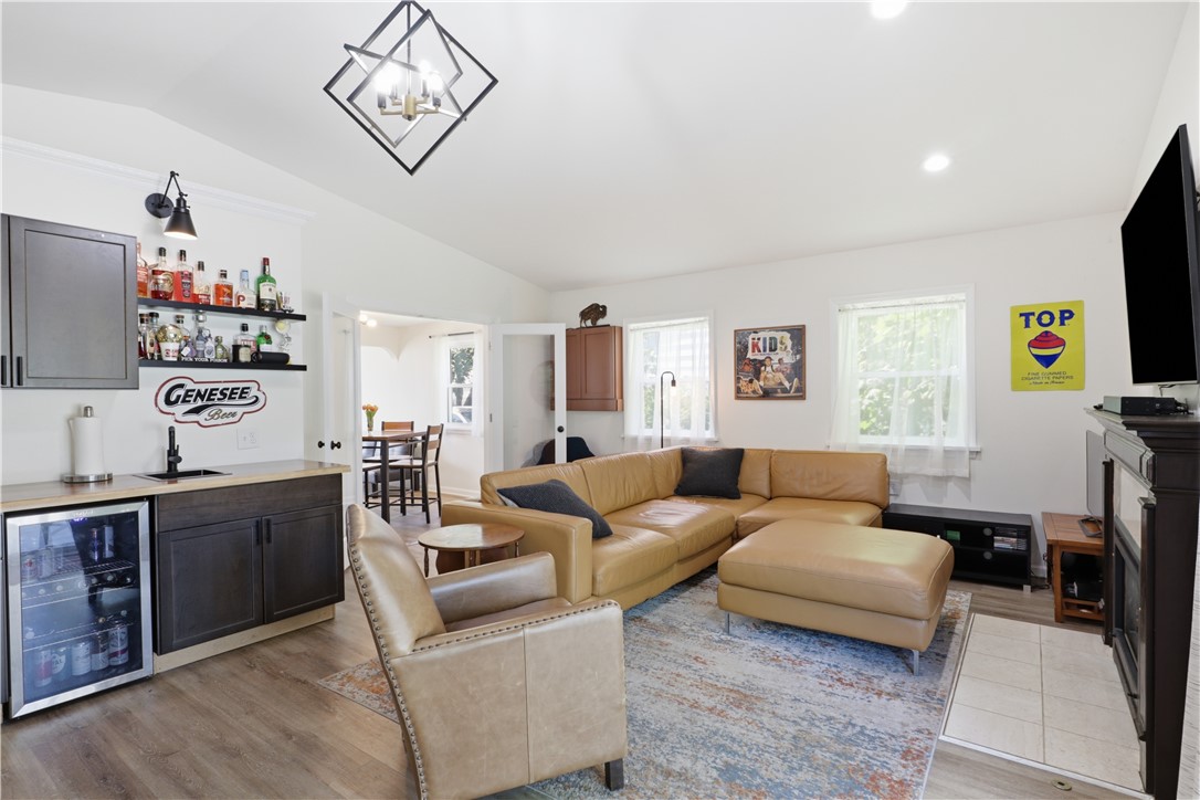 58 Dawes Road Irondequoit, NY 14622 - Photo 15 of 43