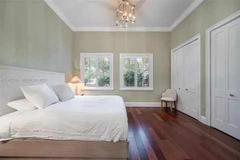 $5,390,000 | 6890 Southwest 94th Street, Pinecrest, FL 33156