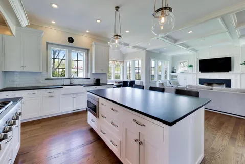$1,650,000 | 5557 South Stough Street, Hinsdale, IL 60521