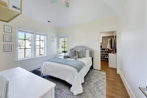 $1,650,000 | 5557 South Stough Street, Hinsdale, IL 60521