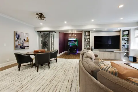 $1,650,000 | 5557 South Stough Street, Hinsdale, IL 60521
