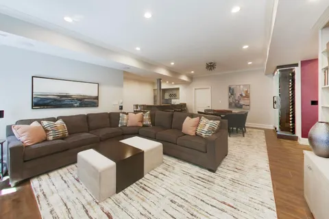 $1,650,000 | 5557 South Stough Street, Hinsdale, IL 60521