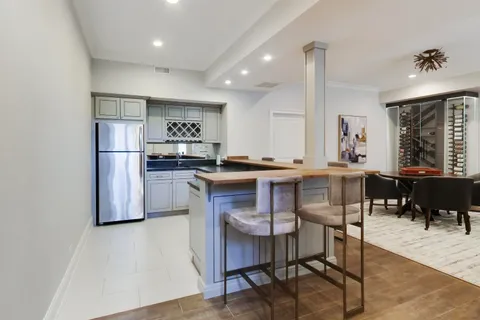 $1,650,000 | 5557 South Stough Street, Hinsdale, IL 60521