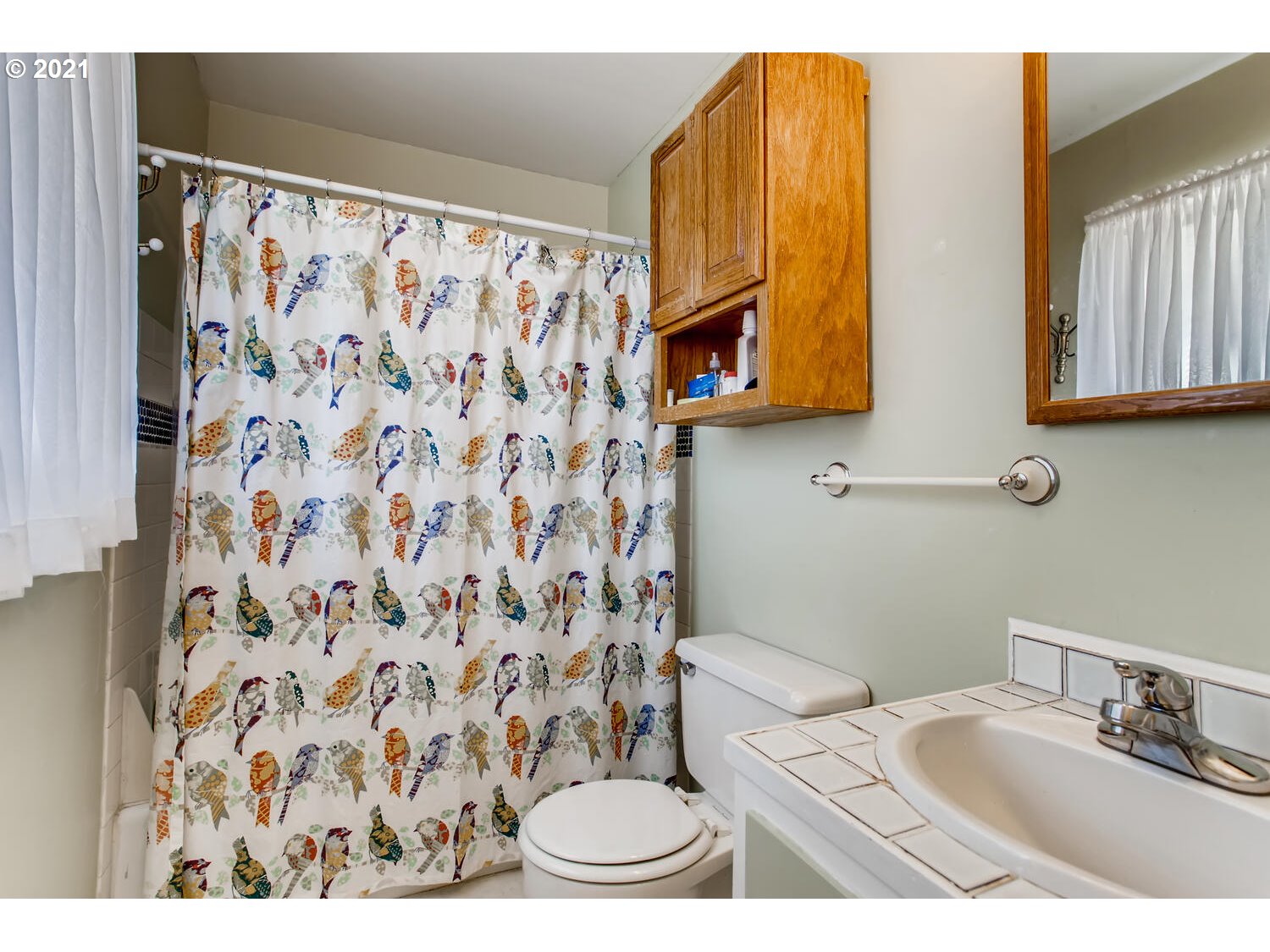 1430 Northwest Murray Road Portland, OR 97229 - Photo 11 of 19 Bathroom, Attached