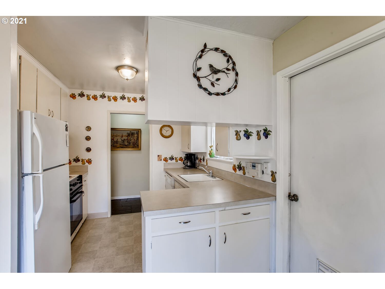 1430 Northwest Murray Road Portland, OR 97229 - Photo 8 of 19 Kitchen