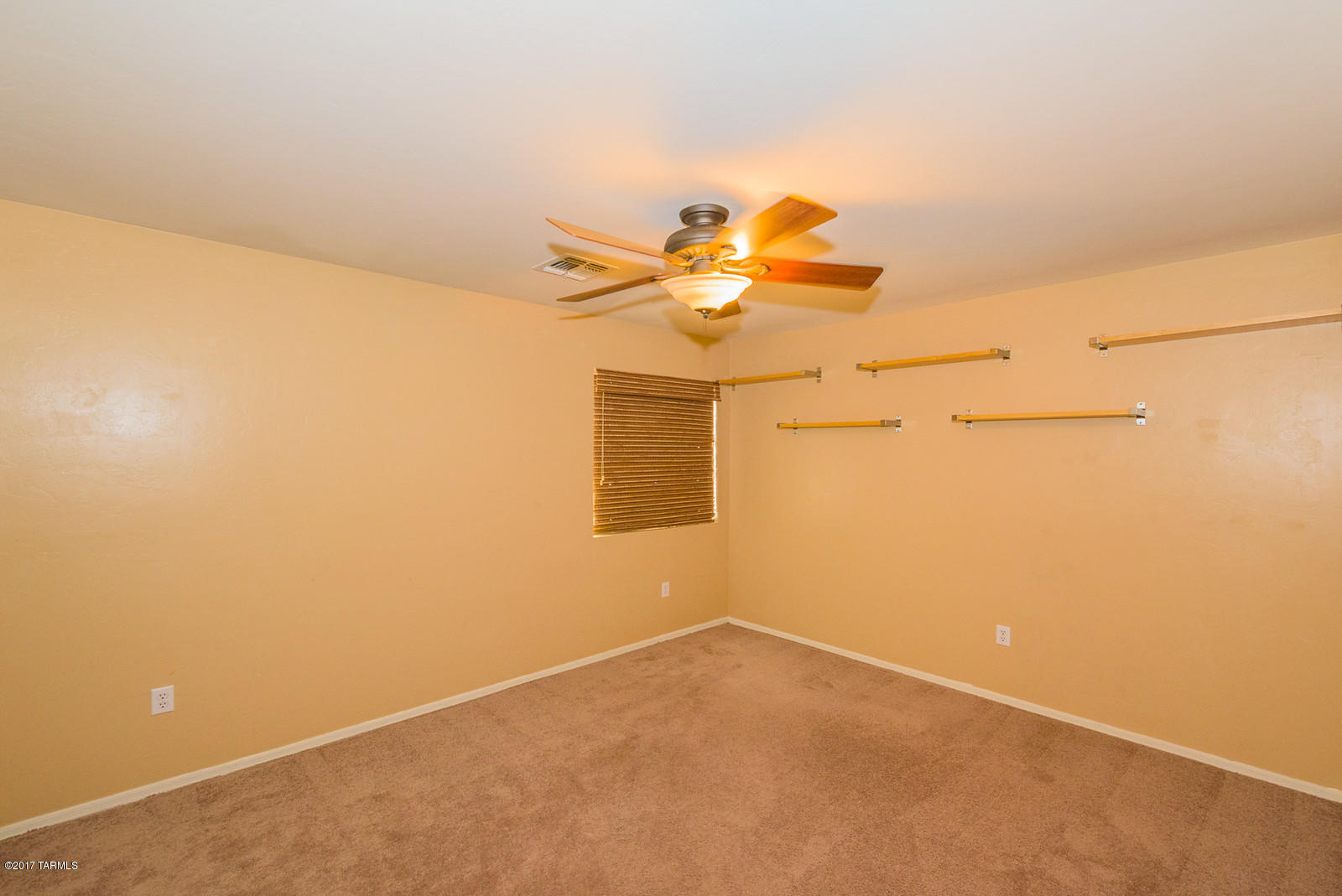 955 South Sposito Place Vail, AZ 85641 - Photo 18 of 26
