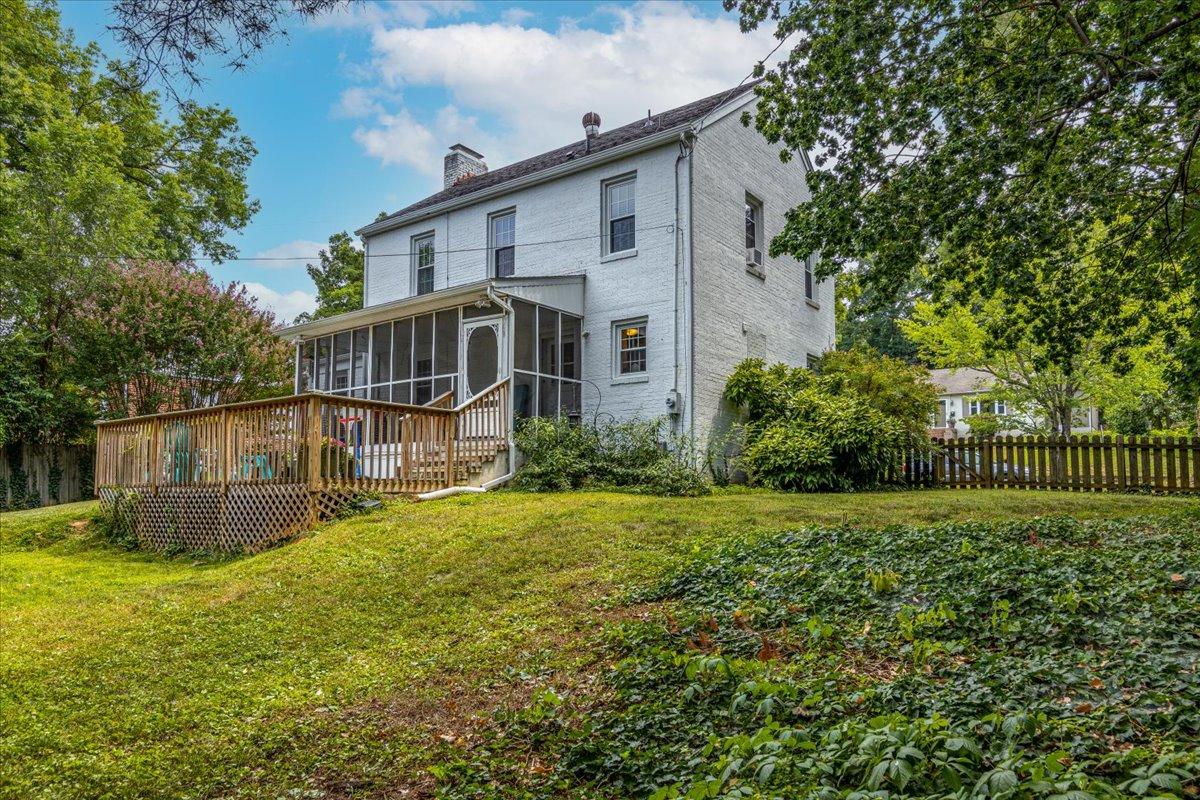 1941 Carlton Road Southwest Roanoke, VA 24015 - Photo 31 of 33 29-29-1941 Carlton Rd SW-6430-Edit