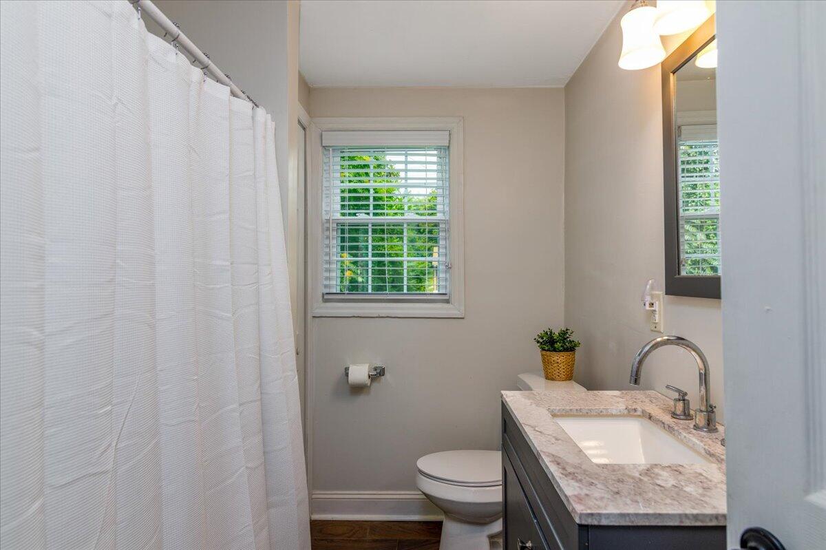 1941 Carlton Road Southwest Roanoke, VA 24015 - Photo 10 of 33 07-7-1941 Carlton Rd SW-6338-Edit
