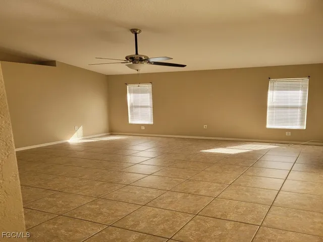 $2,450 | 4145 Southwest 9th Avenue, Cape Coral, FL 33914