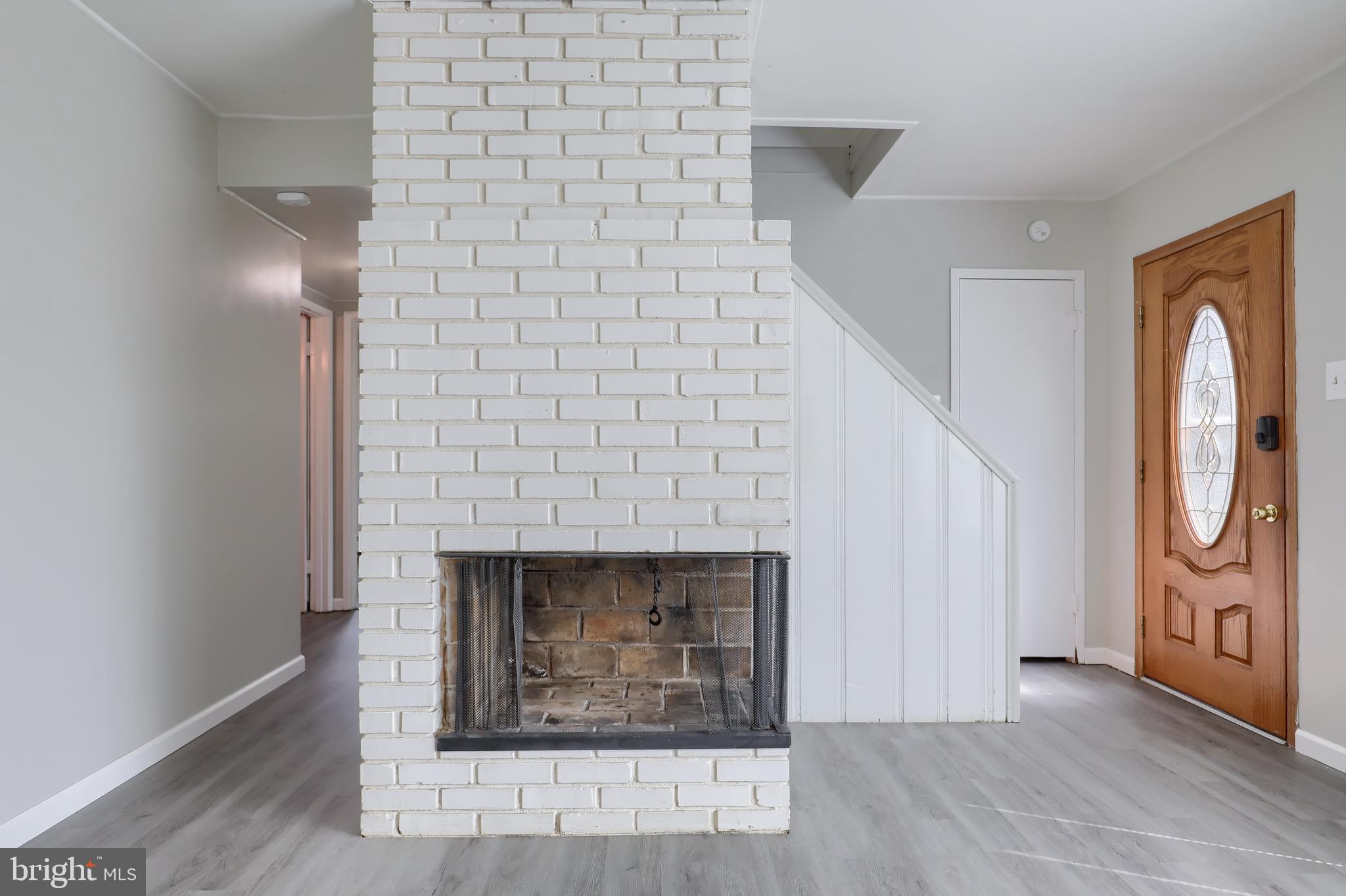 755 Fireside Road York, PA 17404 - Photo 3 of 30