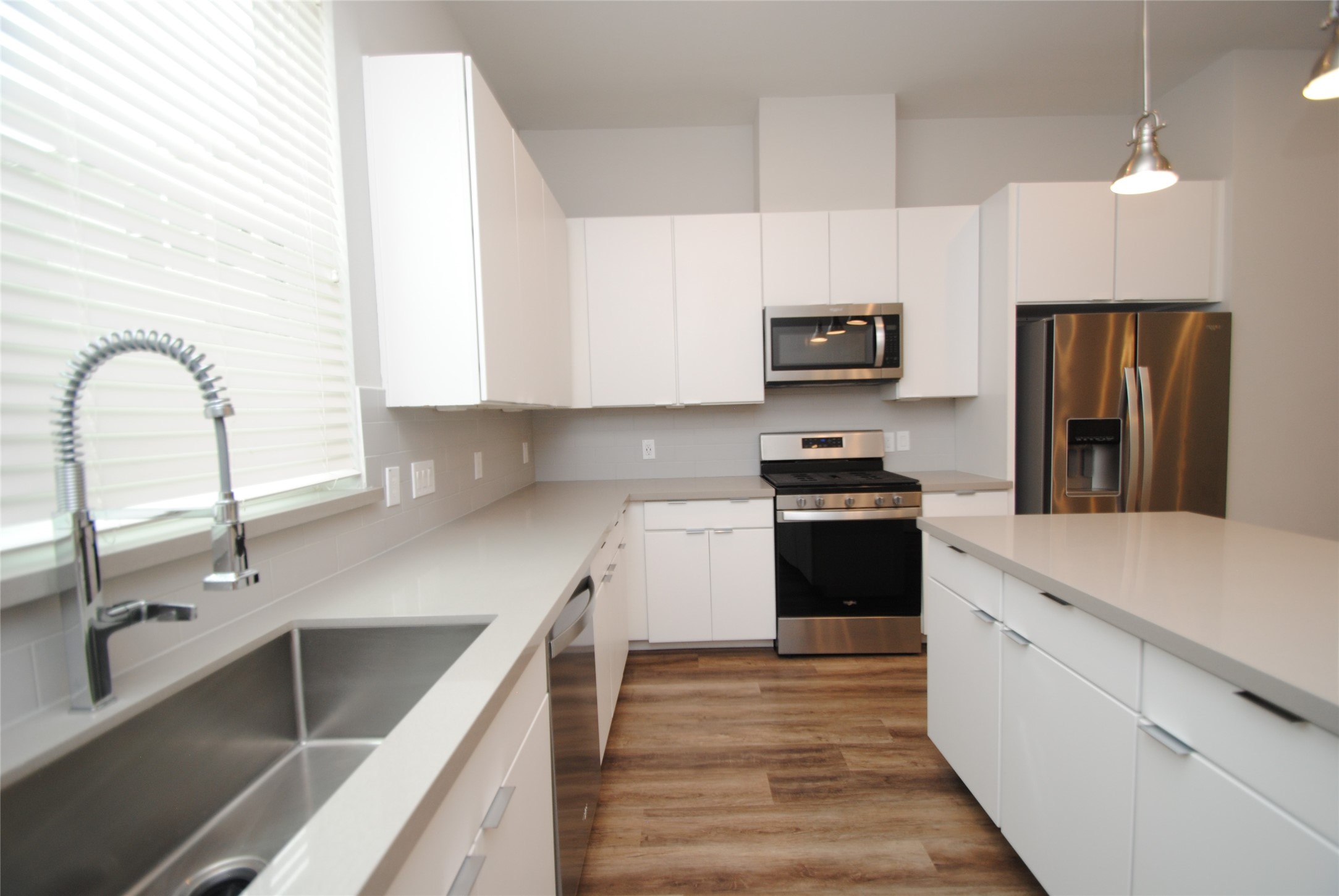 1270 North Post Oak Road, Unit A Houston, TX 77055 - Photo 2 of 40