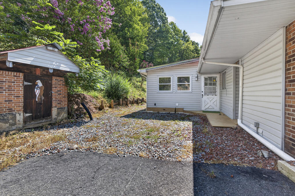 133 Reed Hollow Road Marion, VA 24354 - Photo 29 of 30 Gallery Image 29
