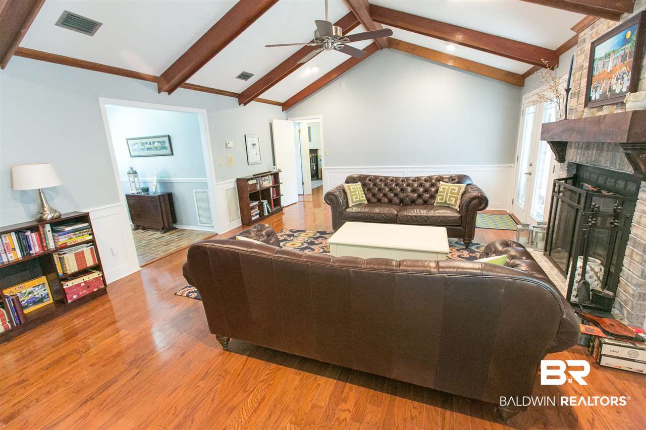 81 Caisson Trace Daphne, AL 36527 - Photo 8 of 40 Living Room