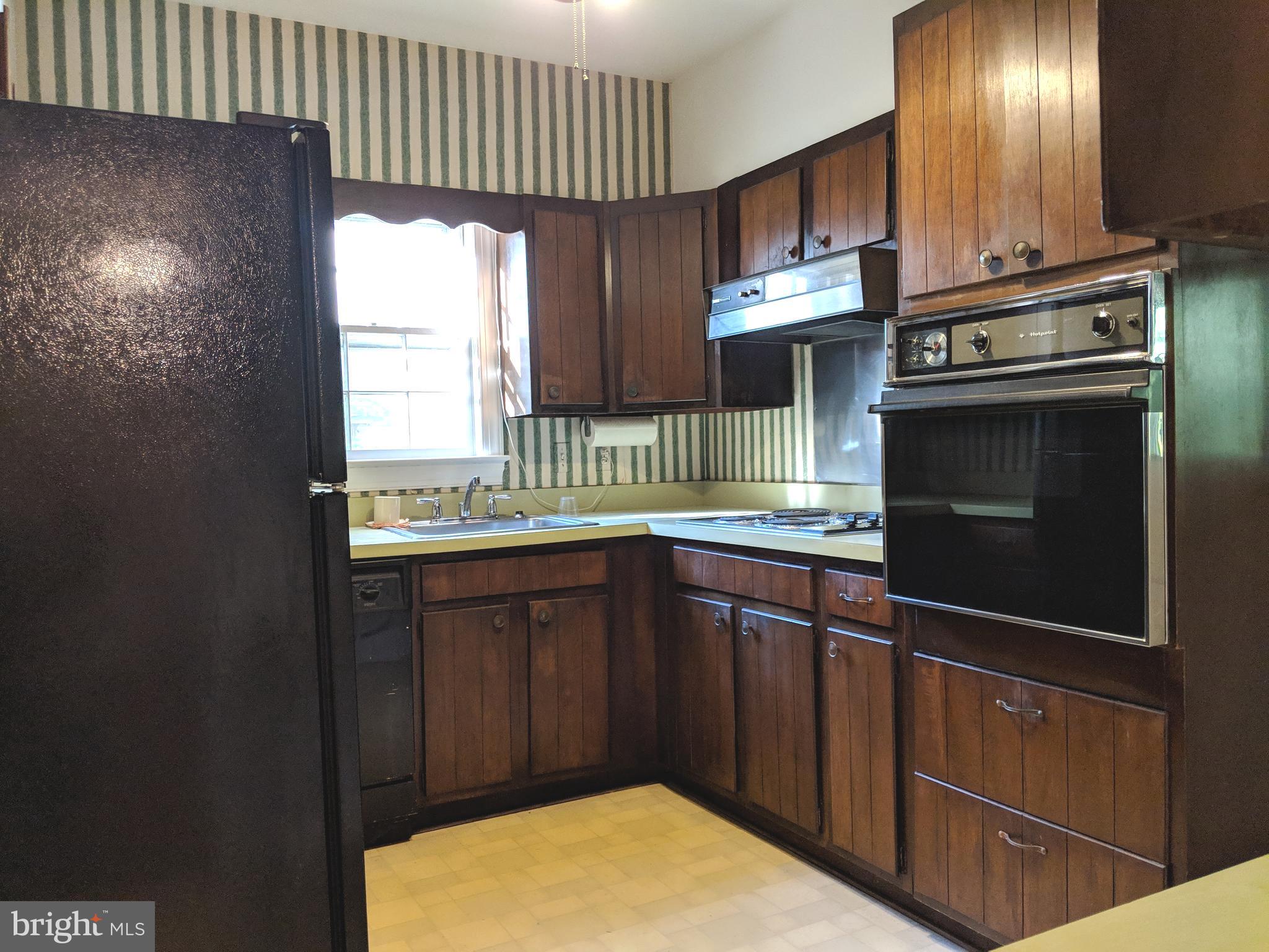 223 Butler Road Fredericksburg, VA 22405 - Photo 18 of 27 Kitchen