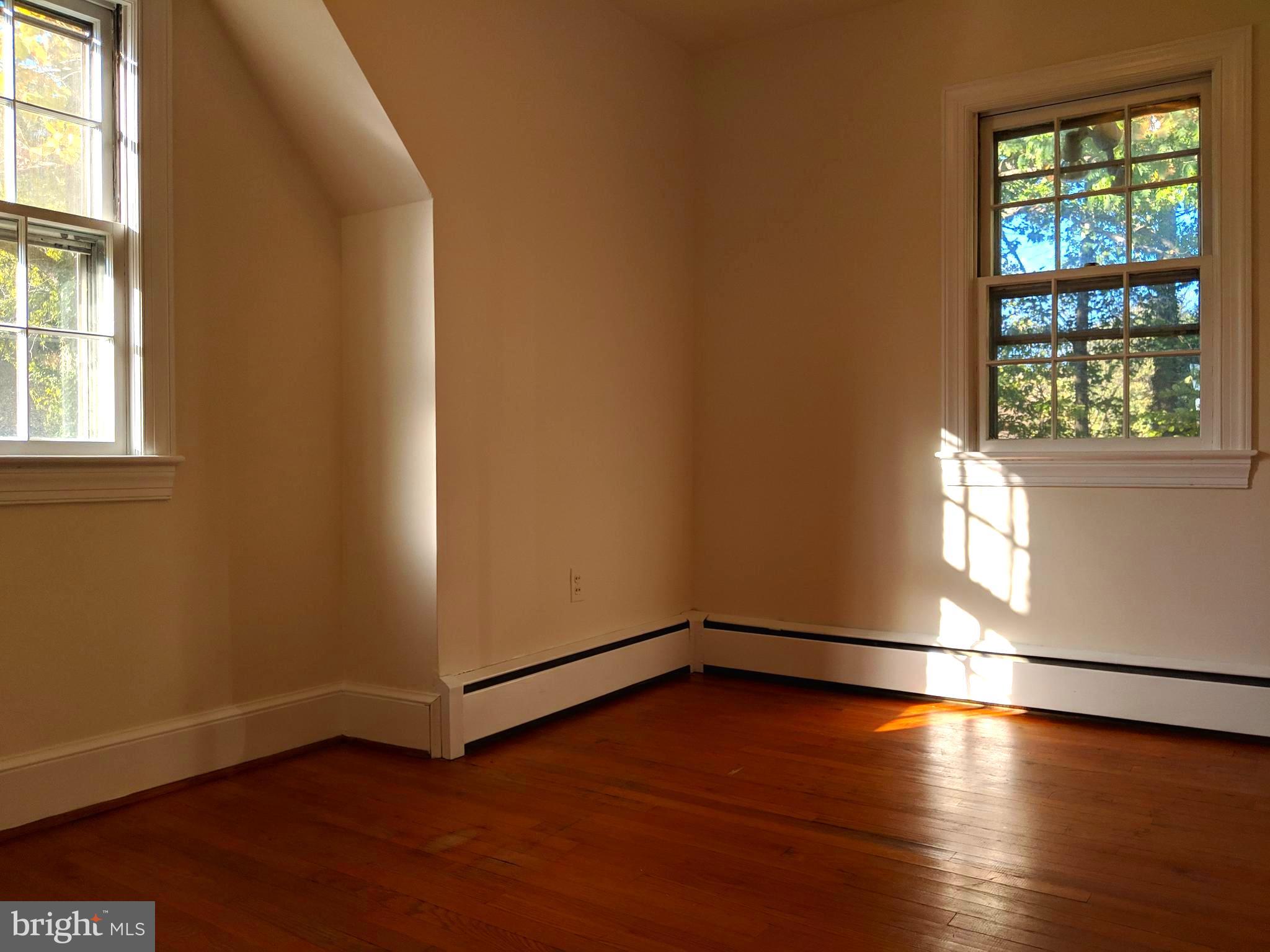 223 Butler Road Fredericksburg, VA 22405 - Photo 20 of 27 Bedroom