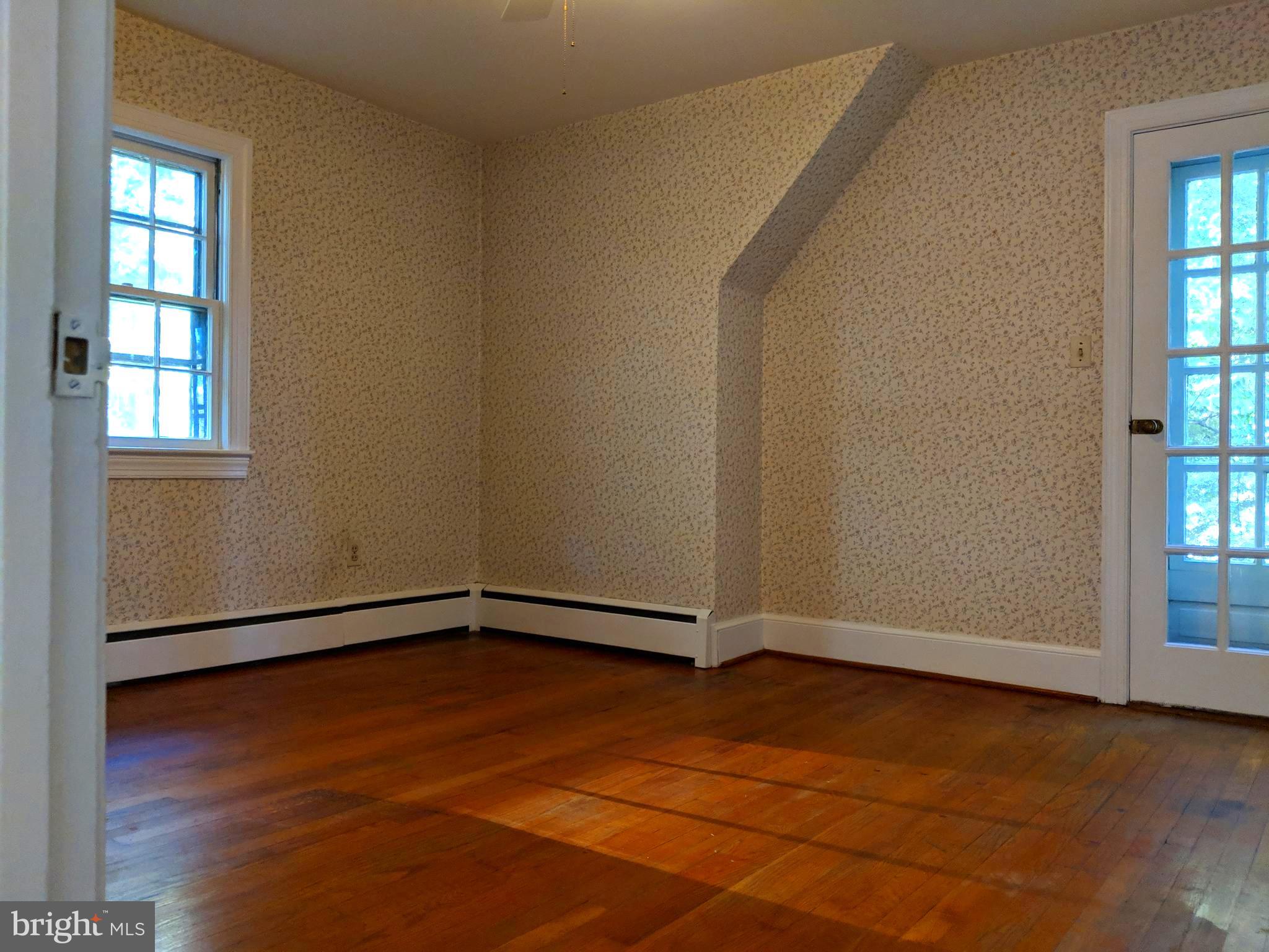 223 Butler Road Fredericksburg, VA 22405 - Photo 21 of 27 Bedroom