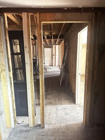 $245,000 | 2702 Broad Street, New Castle, IN 47362