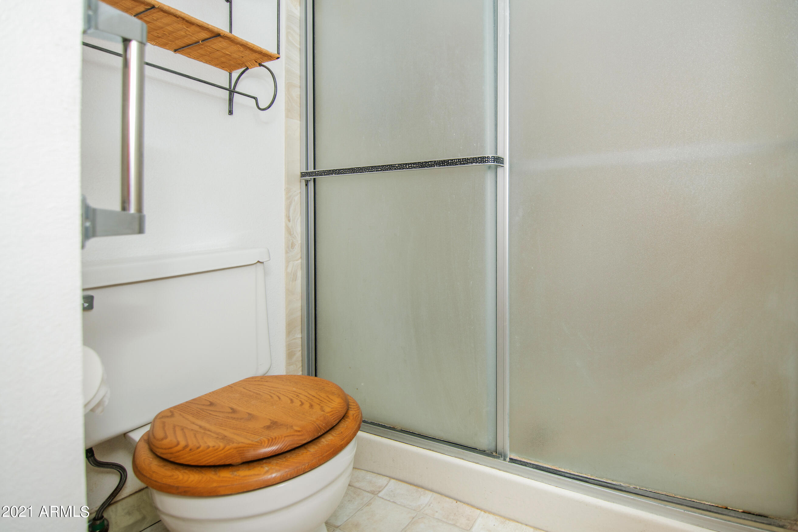 511 Turtleback Road Prescott, AZ 86303 - Photo 23 of 37 21_Master Bathroom 03